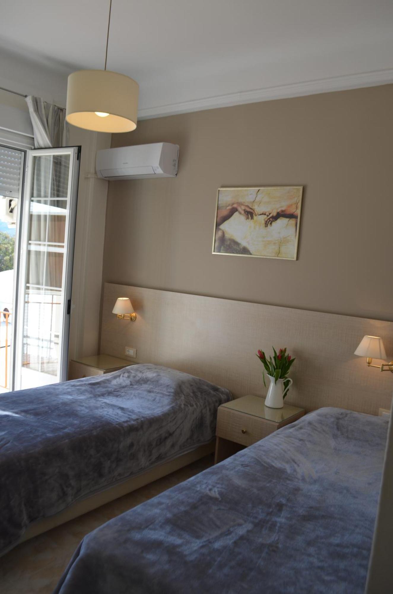 Archontissa Hotell Ermoupoli Rum bild