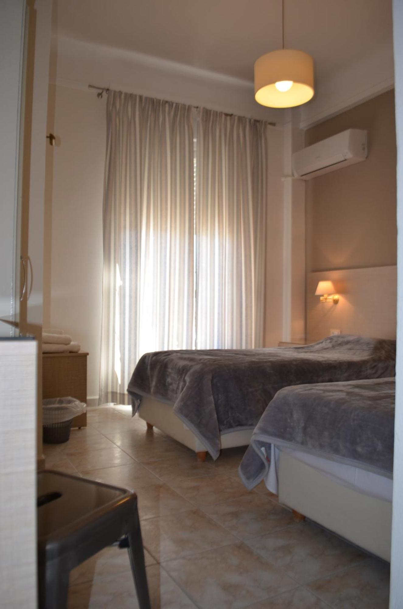 Archontissa Hotell Ermoupoli Rum bild