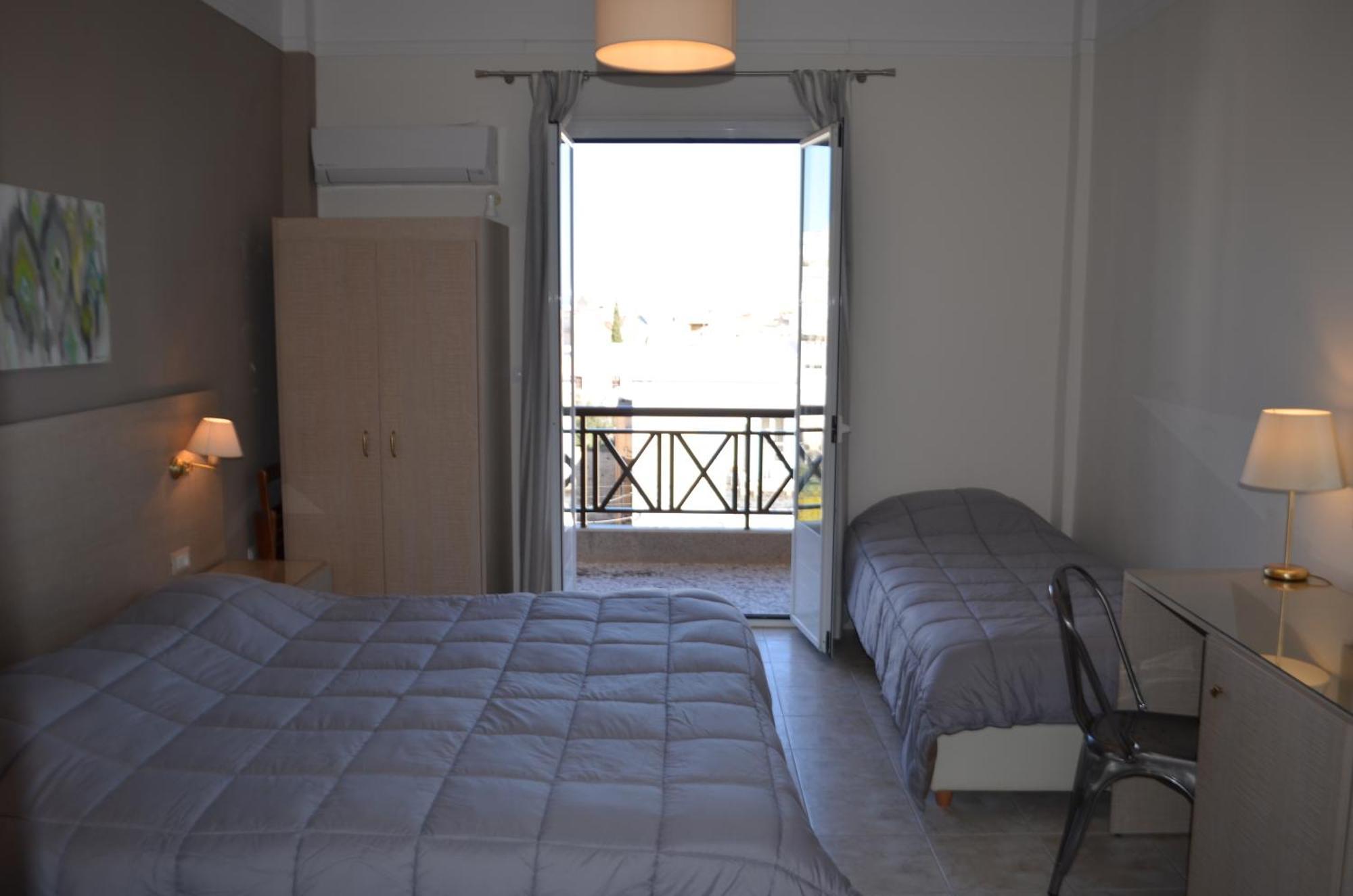 Archontissa Hotell Ermoupoli Rum bild