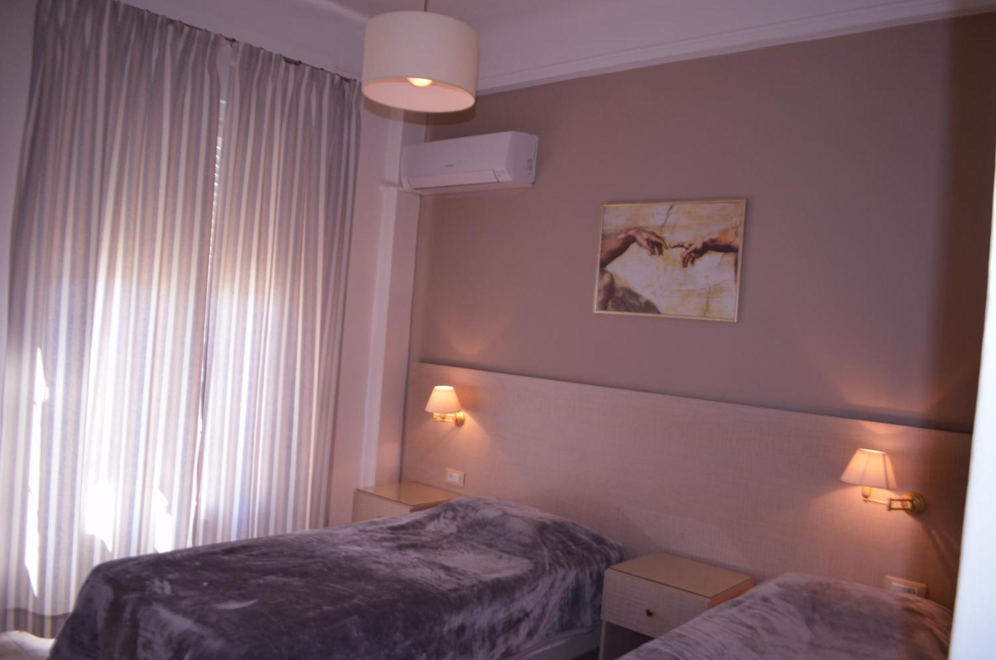 Archontissa Hotell Ermoupoli Rum bild